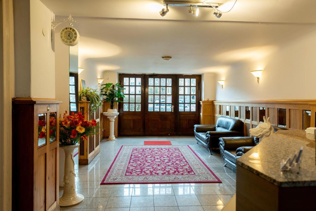 Hotel Pension Dahlem Berlín Exteriér fotografie