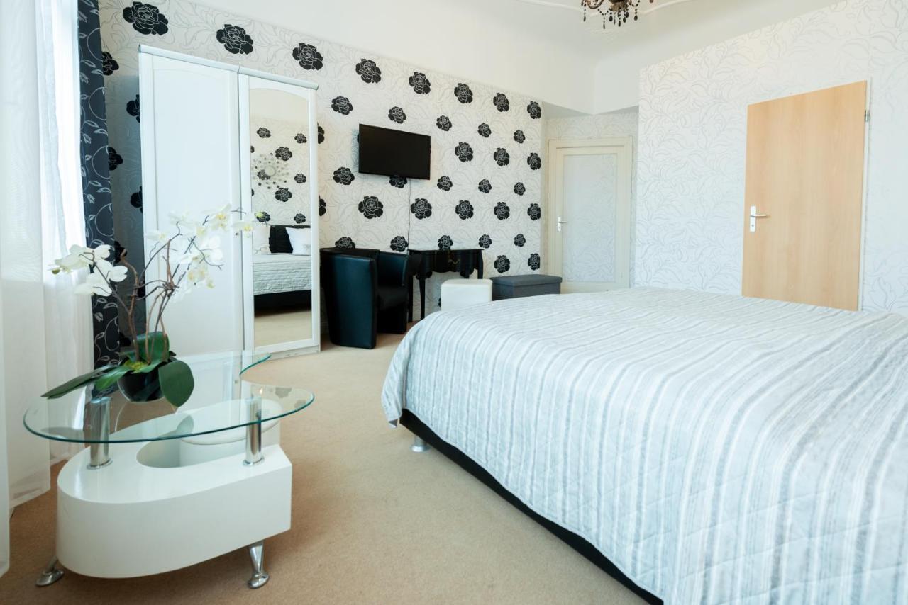 Hotel Pension Dahlem Berlín Exteriér fotografie